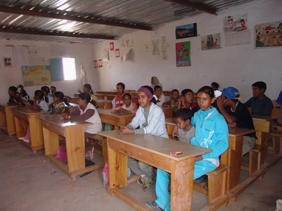 niños en la escuela